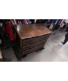 COMMODE 3 TIROIRS EN L’ETAT 