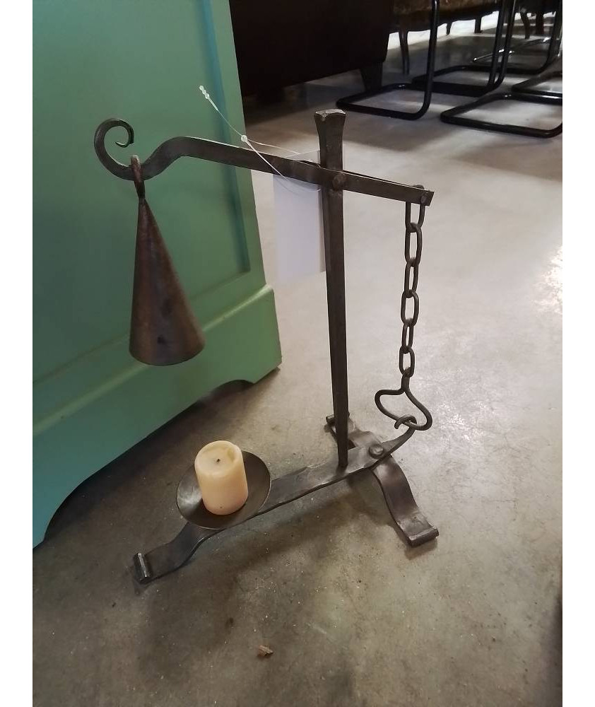 BOUGEOIR ET MOUCHETTE FER FORGÉ 