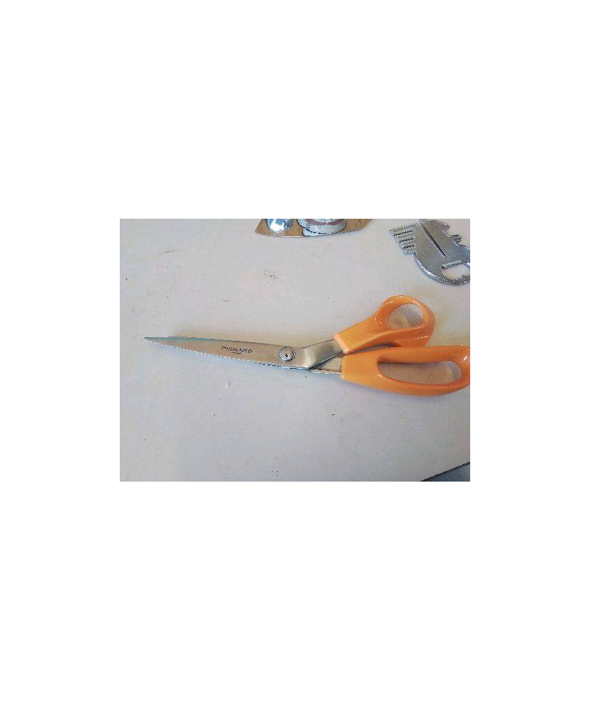 PAIRE DE CISEAUX FISKARS