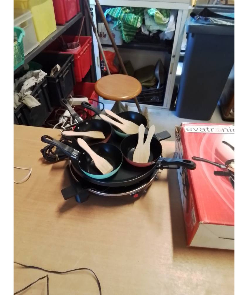 APPAREIL A RACLETTE-WOK 6 PERSONNES EVATRONIC 