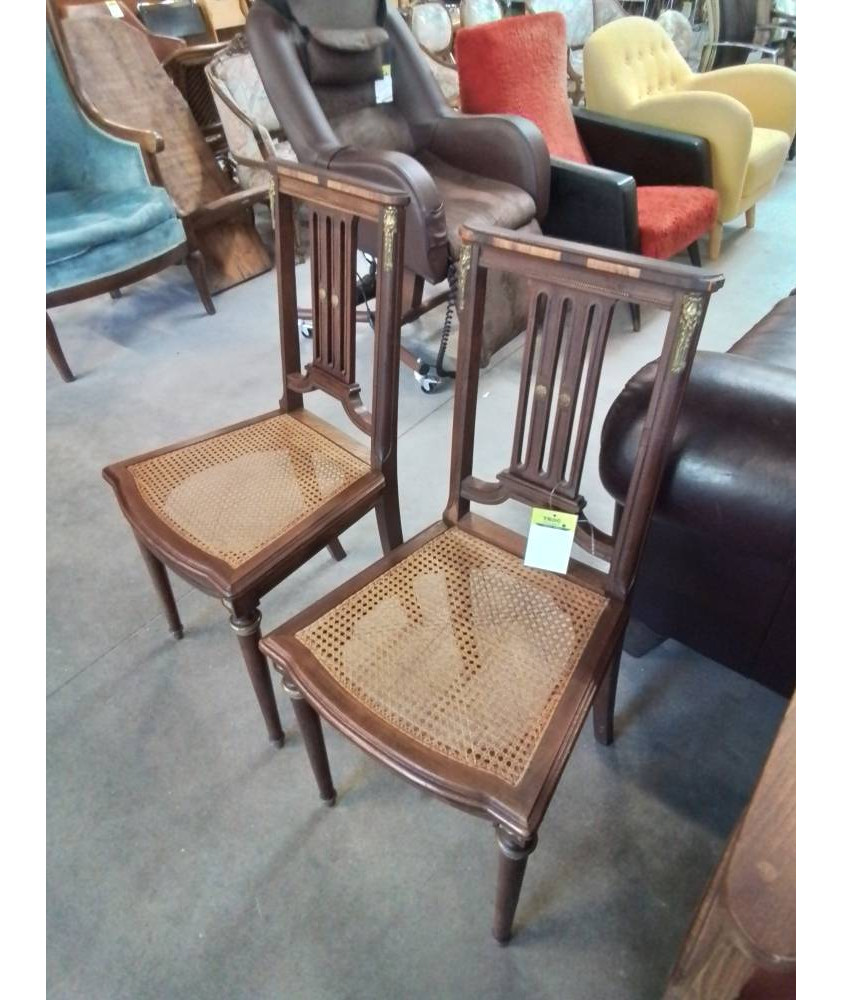 PAIRE DE CHAISES BOIS ASSISE CANNÉE STYLE LOUIS XVI
