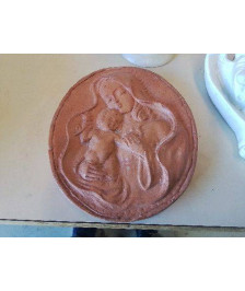 MEDAILLON RELIGIEUX EN TERRE CUITE 