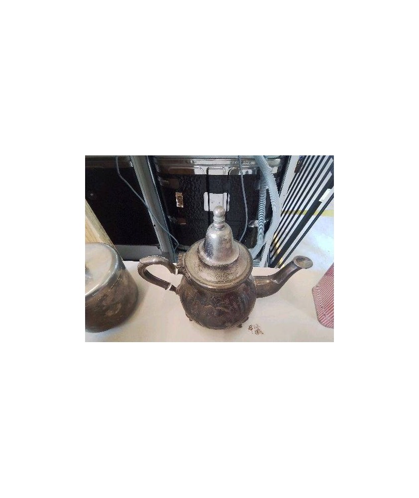 THÉIÈRE MÉTAL ARGENTÉ 