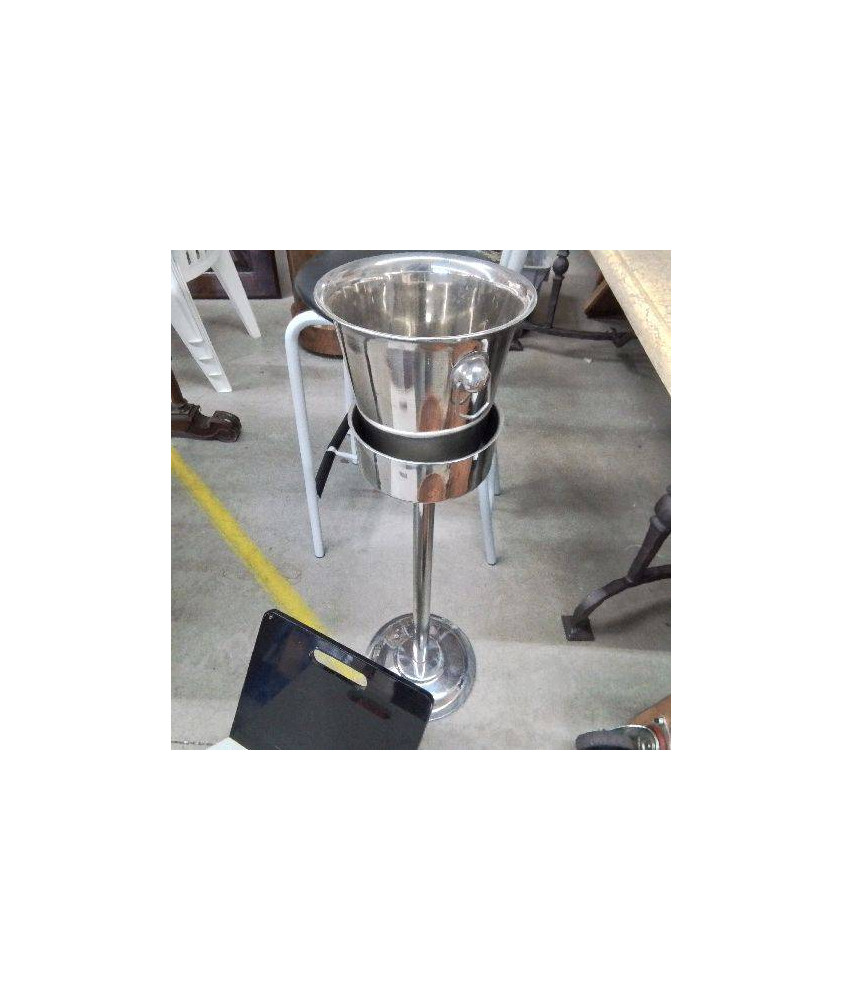 SEAU A CHAMPAGNE SUR PIED