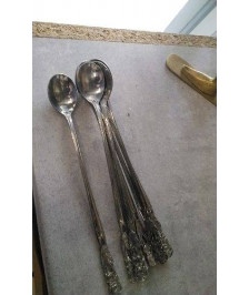 CUILLERE LONGUE LE LOT
