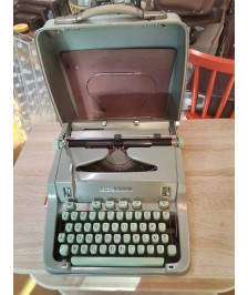MACHINE À ECRIRE HERMS 3000