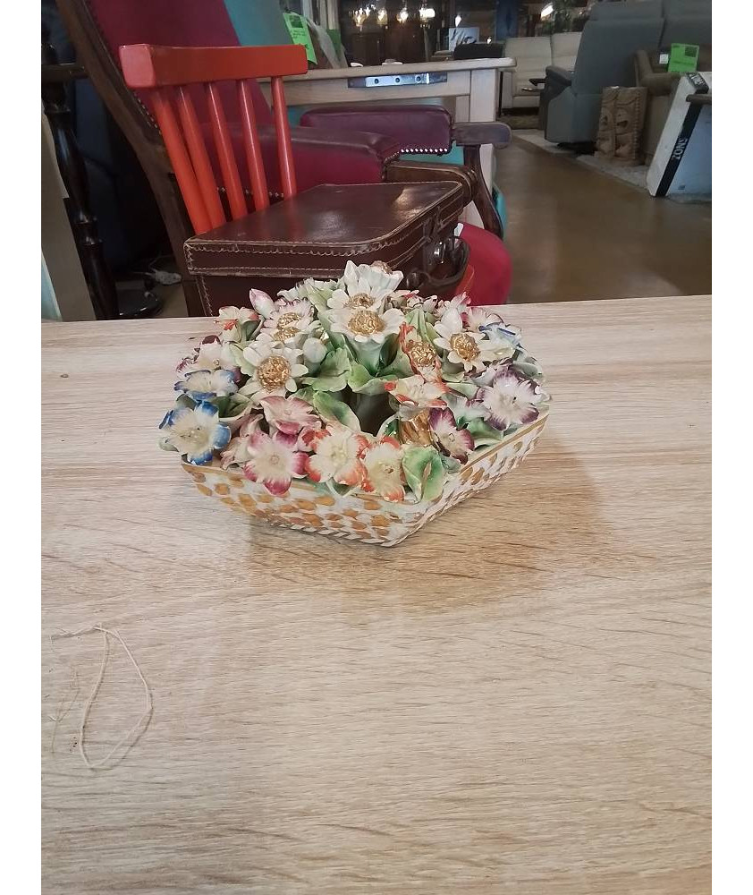 DECO FLEURIE EN METAL 