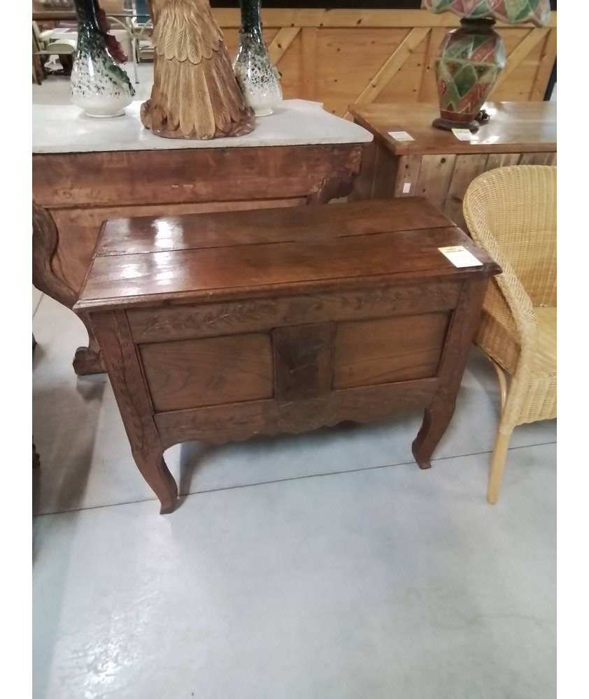 COFFRE CAUCHOIS BOIS MOULURÉ ET SCULPTÉ AUX ÉPIS DE BLÉ XIXE