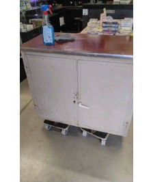 MEUBLE 2 PORTES METAL