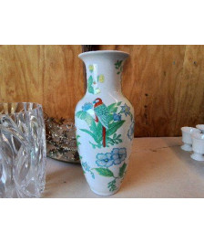 VASE EN PORCELAINE PEROQUET 