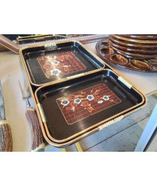 ENSEMBLE DE 3 PLATS MOTIF FLORAL 