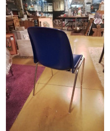 CHAISES EMPILABLE NEUF 