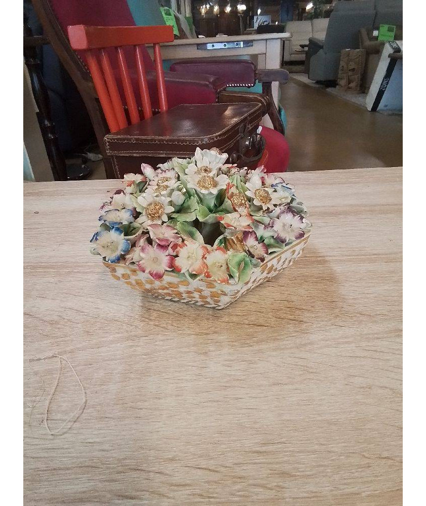 DECO FLEURIE EN METAL 