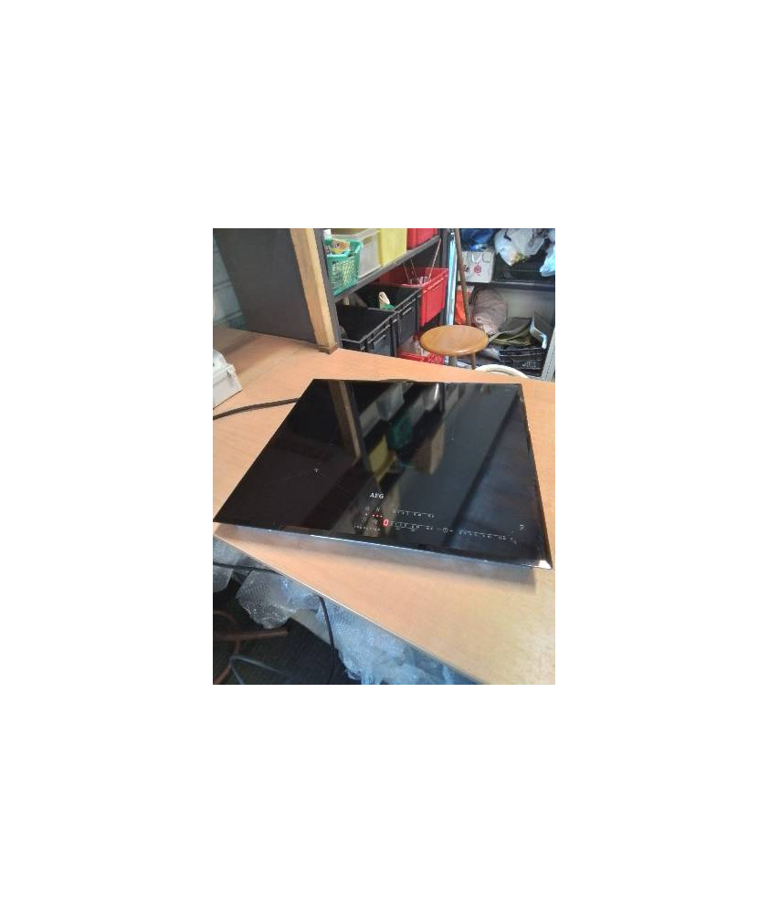 PLAQUE INDUCTION 3 FEUX AEG