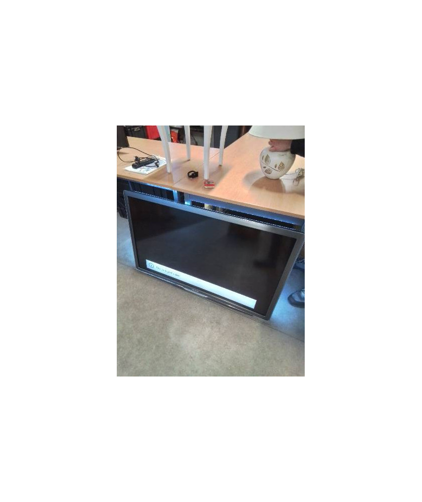 TV LCD A RETROECLAIRAGE LED A ACCROCHER PHILIPS 46PFL9705H/12 117CM