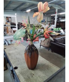 VASE OVALE CÉRAMIQUE MARRON AVEC FLEURS ARTIFICIELLE 