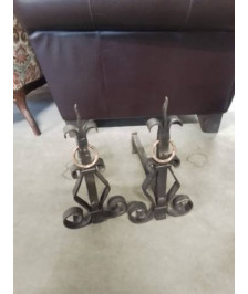 PAIRE DE CHENETS FER FORGÉ ANSE CUIVRE