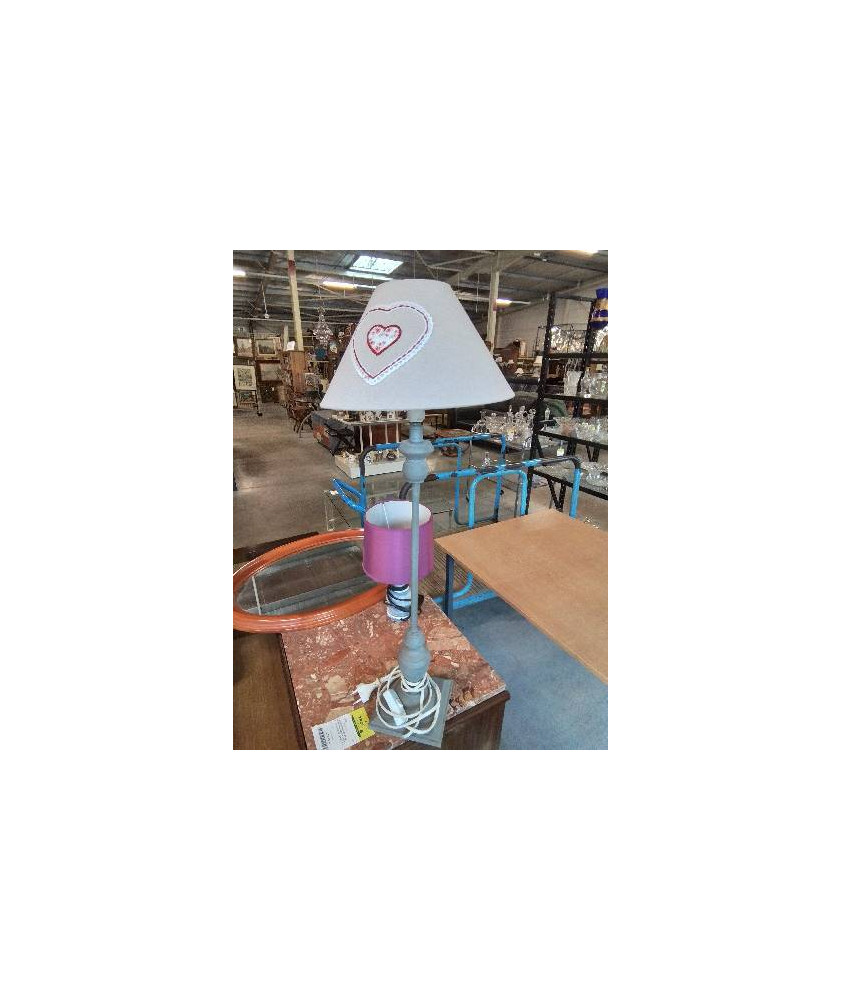 LAMPE BOIS GRIS AJ TAUPE COEURS