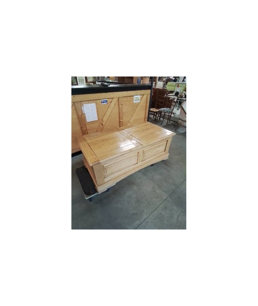 TABLE BASSE COFFRE CHÊNE CLAIR MOULURÉ 