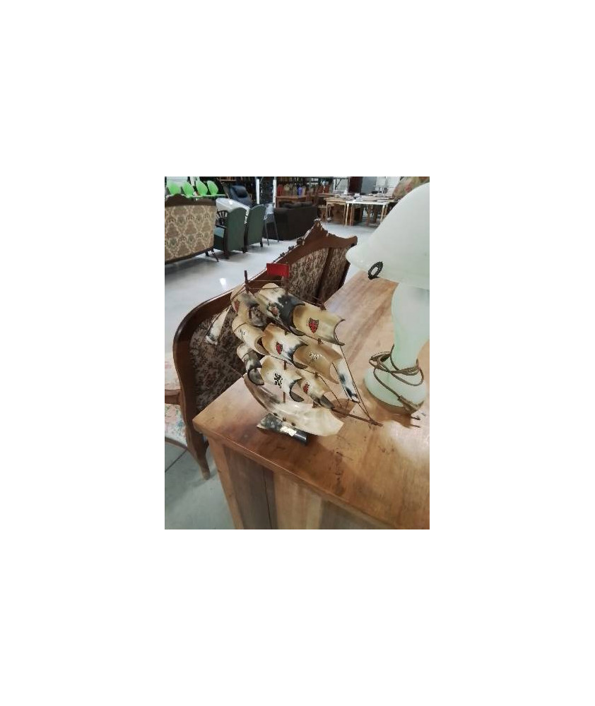 MAQUETTE BATEAU CORNE