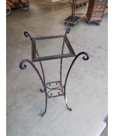 SELLETTE CARRÉE FER FORGÉ MARRON DESSUS PLATEAU VERRE