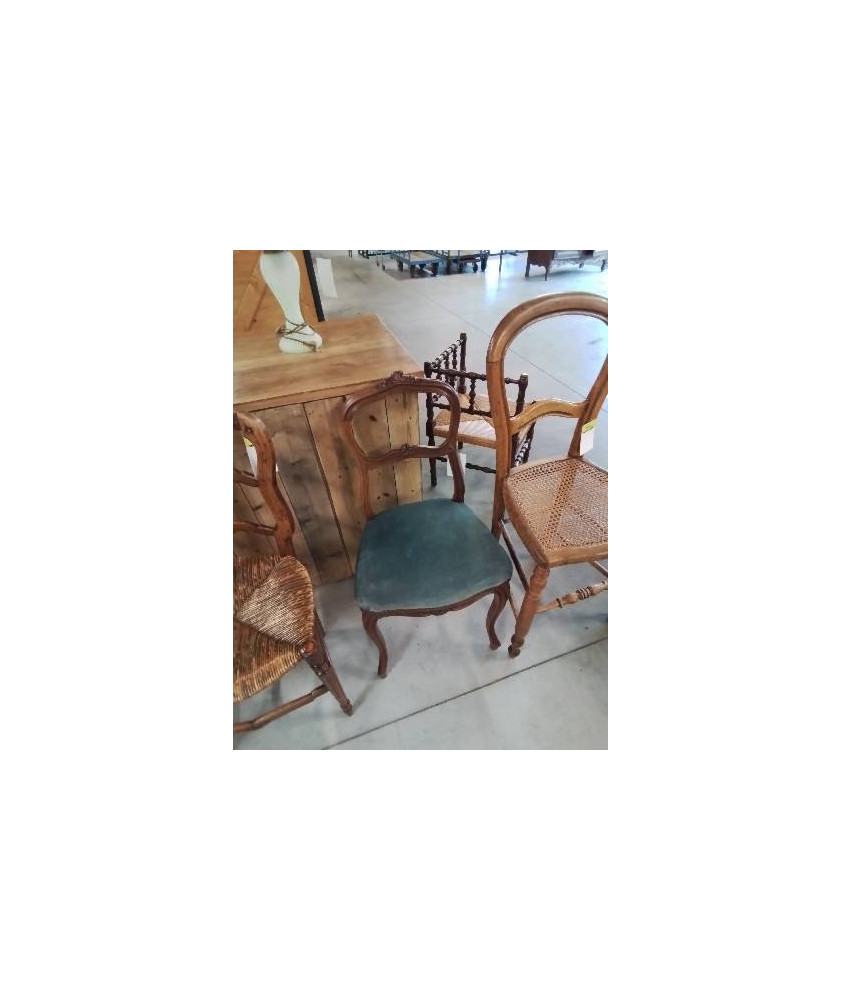 CHAISE BOIS SCULPTÉ ASSISE VELOURS BLEU STYLE LOUIS XV XIXE 