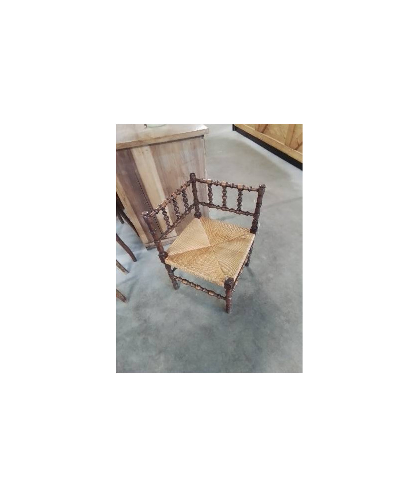 FAUTEUIL DE COIN BOIS TOURNÉ ASSISE PAILLÉ DÉBUT XXE