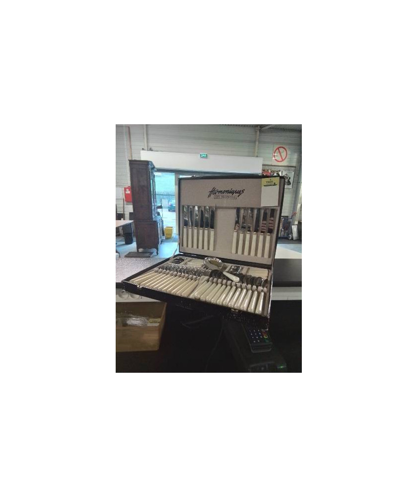 MÉNAGÈRE 49 PIÈCES ACIER INOX ET RÉSINE BLANCHE GUY DEGRENNE HARMONIQUES