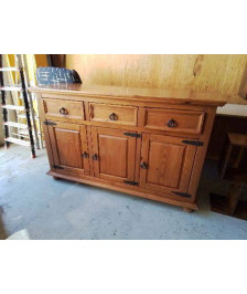 BUFFET EN PIN DE STYLE RUSTIQUE