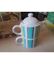 THÉIÈRE AVEC SA TASSE