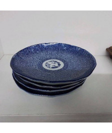 LOT 4 ASSIETTES IMARI 