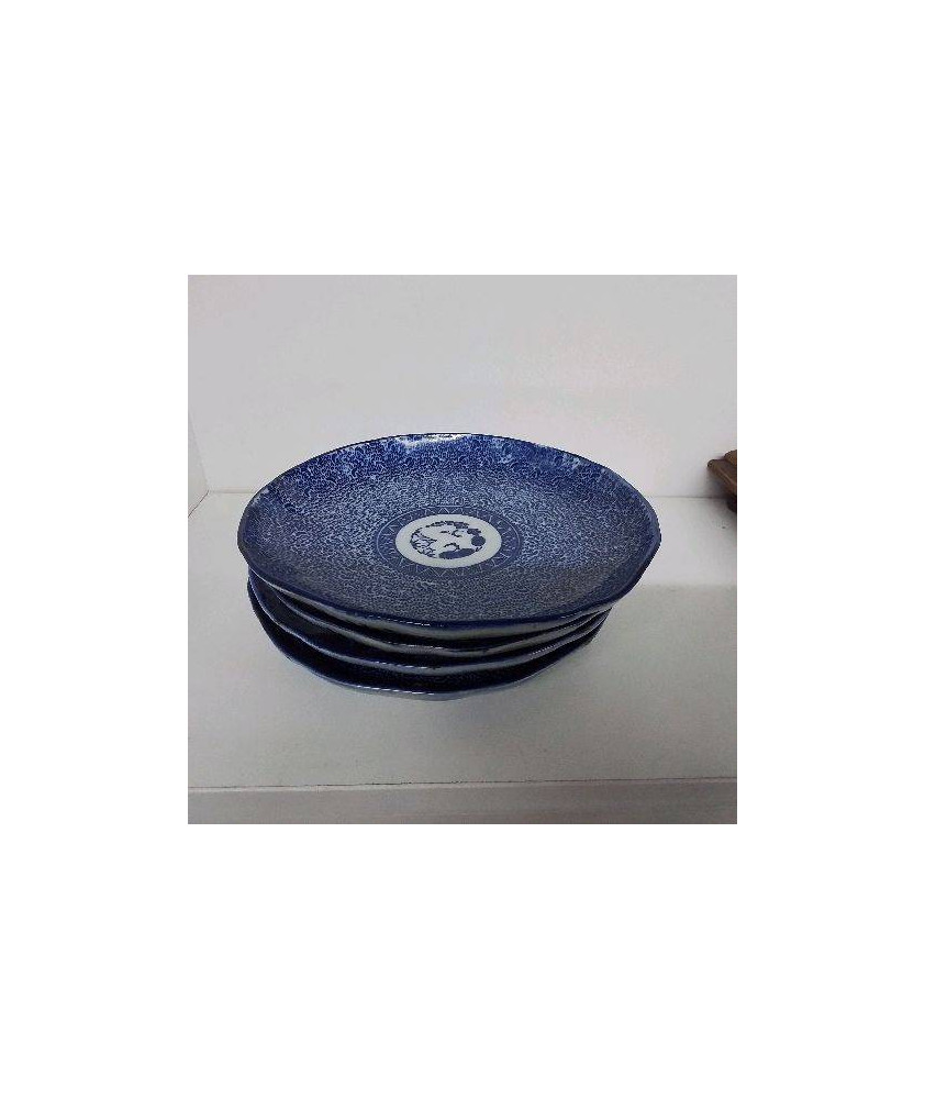 LOT 4 ASSIETTES IMARI 