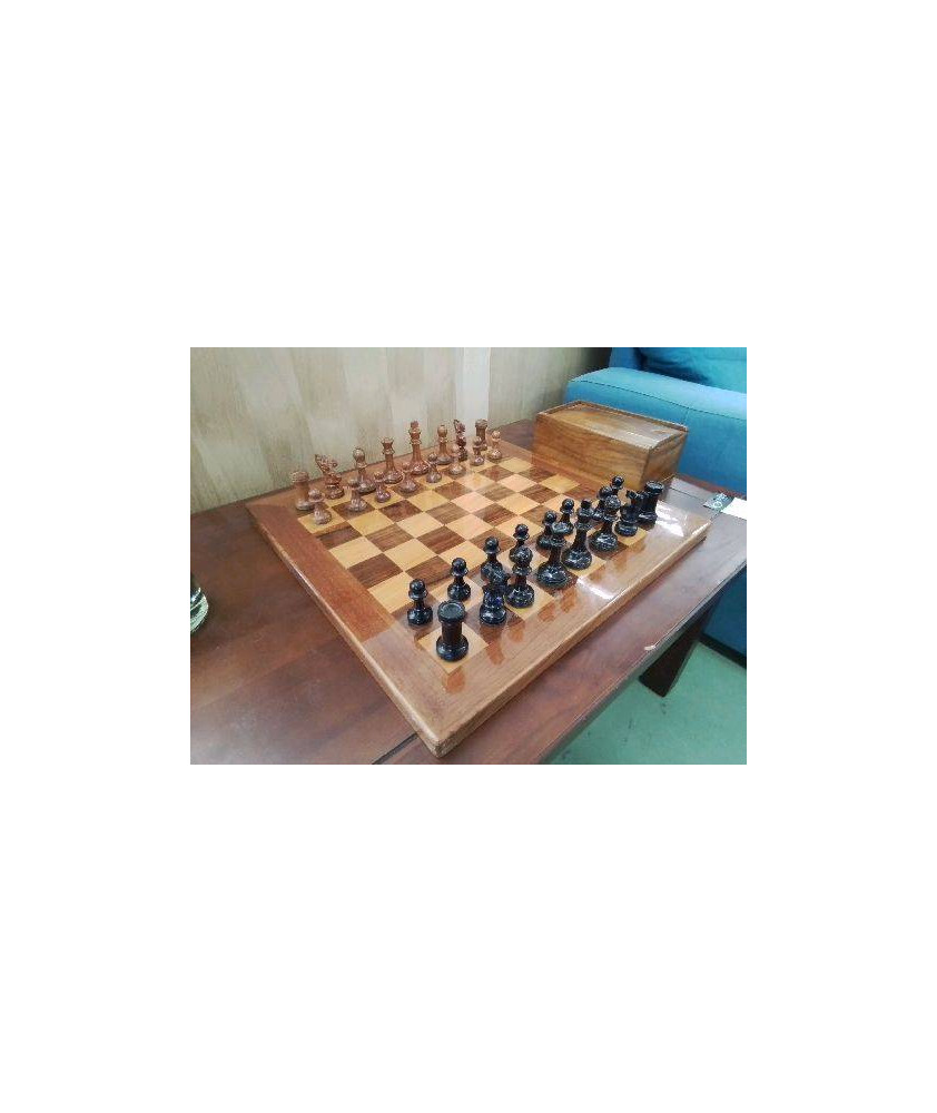 GRAND JEU D’ECHEC EN BOIS