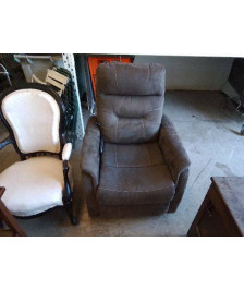 FAUTEUIL RELEVEUR 