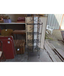 ETAGERE PLIANTE EN FER