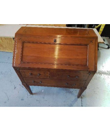 PETIT SECRETAIRE DOS D’ANE
