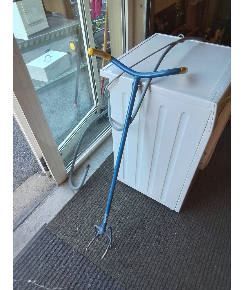 GRIFFE DE JARDIN GARDENA CLAW