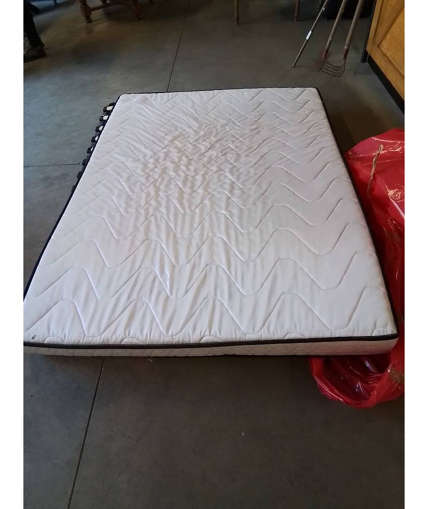  MATELAS MOUSSE 140X190CM