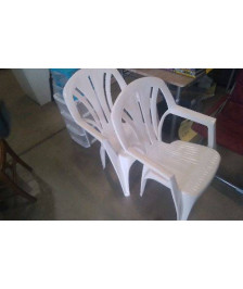 FAUTEUIL PLASTIQUE STEINER