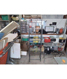 MEUBLE ÉTAGÈRE FER ET VERRE 