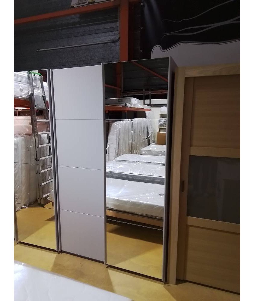 ARMOIRE 2PORTES COULISSANTES 