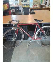 VÉLO DE ROUTE PEUGEOT ROUGE ET BLANC 