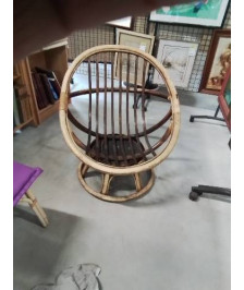 FAUTEUIL ROTIN PIVOTANT ANNÉES 60 EN L\'ÉTAT 