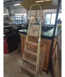 ESCABEAU MÉTAL ET BOIS 5 MARCHES 