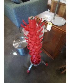 ÉGOUTTOIR A BOUTEILLES RÉSINE ROUGE ET MÉTAL 