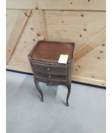 CHEVET STYLE REGENCE 3 TIROIRS PIEDS GALBÉS 