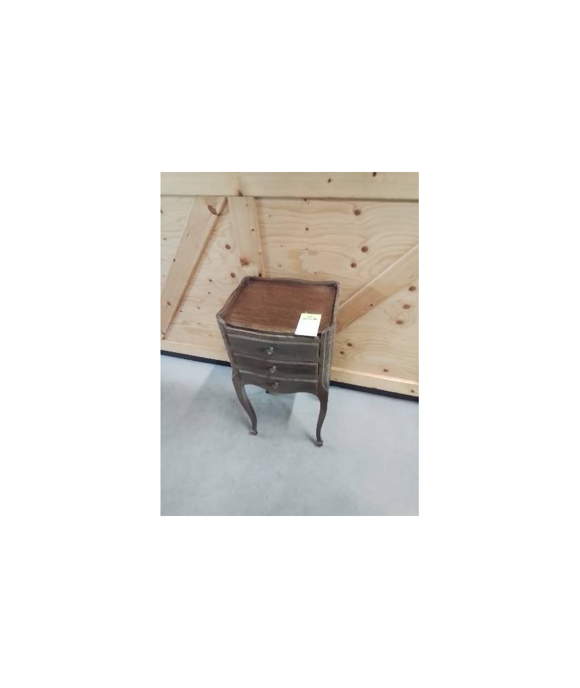 CHEVET STYLE REGENCE 3 TIROIRS PIEDS GALBÉS 