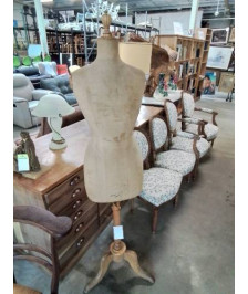 MANNEQUIN DE COUTURE SUR PIED TRIPODE BOIS GIRARD DÉBUT XXE