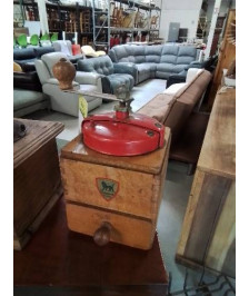 MOULIN A CAFE PEUGEOT FRERES BOIS CLAIR ET MÉTAL ROUGE