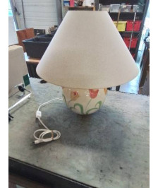LAMPE CÉRAMIQUE AUX TULIPES AJ ECRU